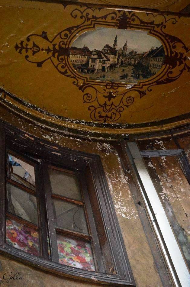 Old hotel in Tbilisi where Knut Hamsun stayed - View vintage photos geotv.ge