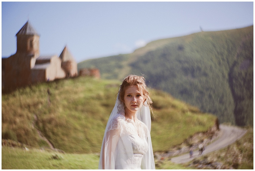 Russian couple’s amazing wedding in Kazbegi, Georgia geotv.ge