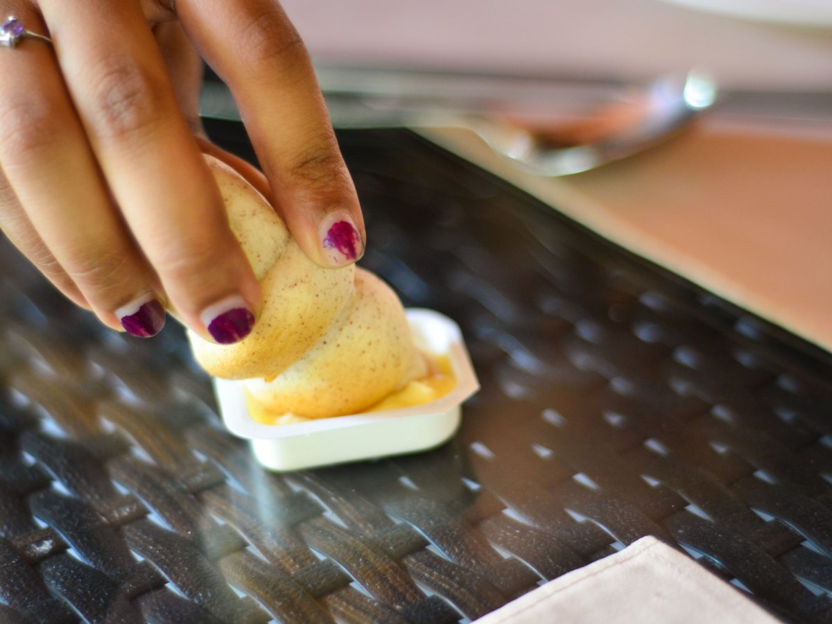 “In Georgia only drink your wine during a toast” – 10 Surprising food etiquette rules around the world geotv.ge