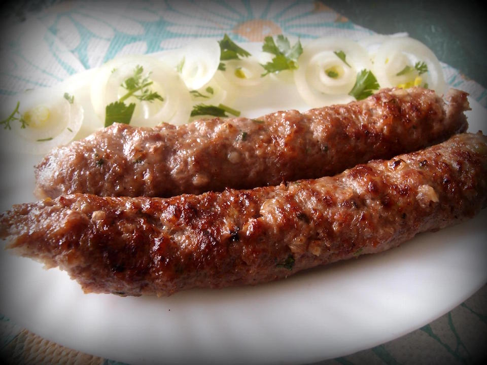 Georgian Khinkali and wine among 25 delicious foods around the world geotv.ge