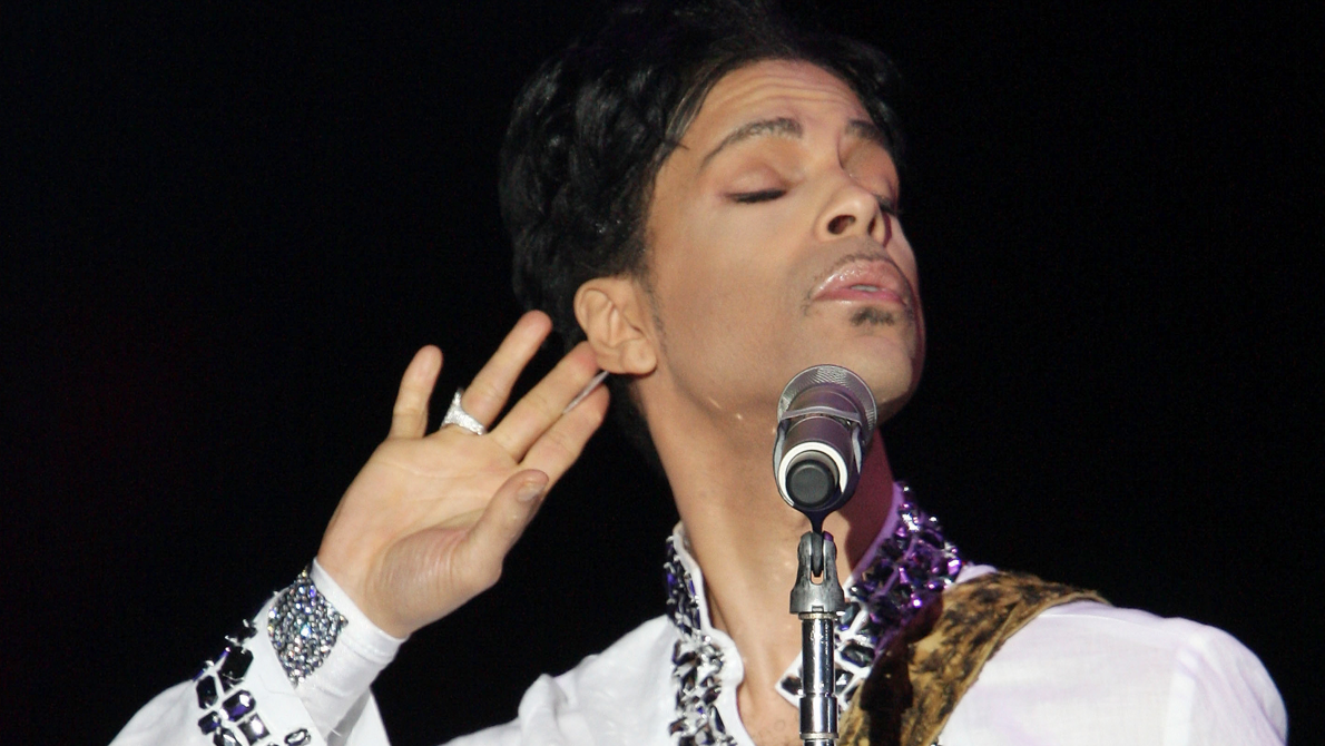 Prince death: Five strange stories about mysterious US musician geotv.ge