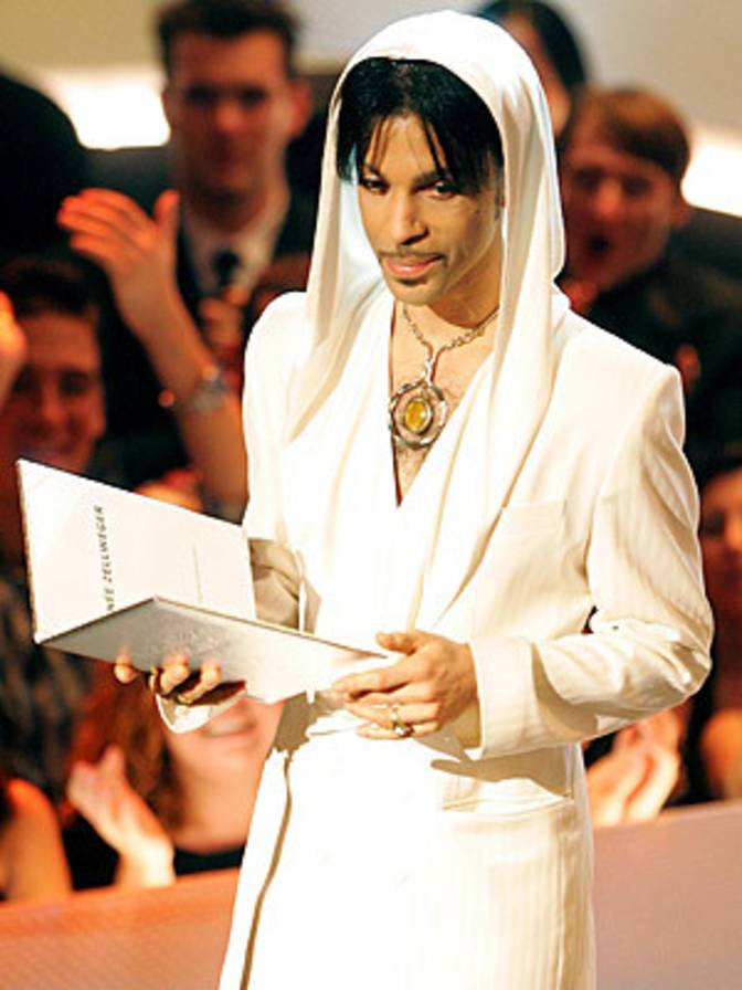 Prince death: Five strange stories about mysterious US musician geotv.ge
