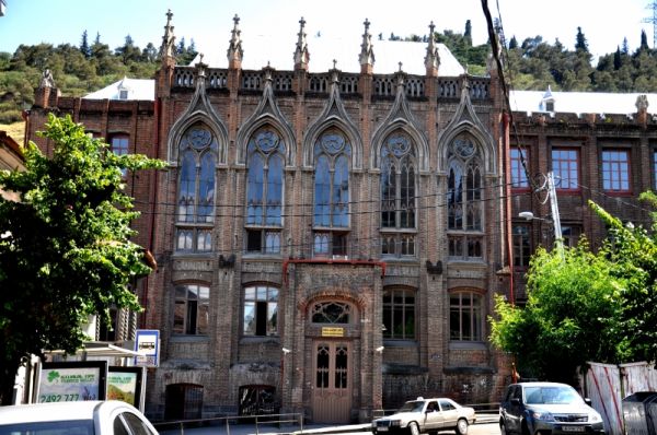 Georgian Hogwarts – 19th century Women’s Gymnasium in Tbilisi geotv.ge