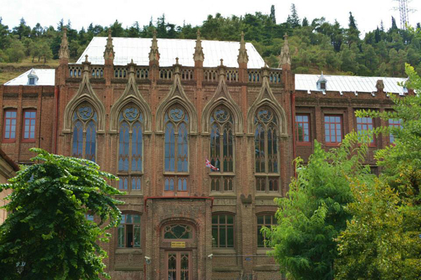Georgian Hogwarts – 19th century Women’s Gymnasium in Tbilisi geotv.ge
