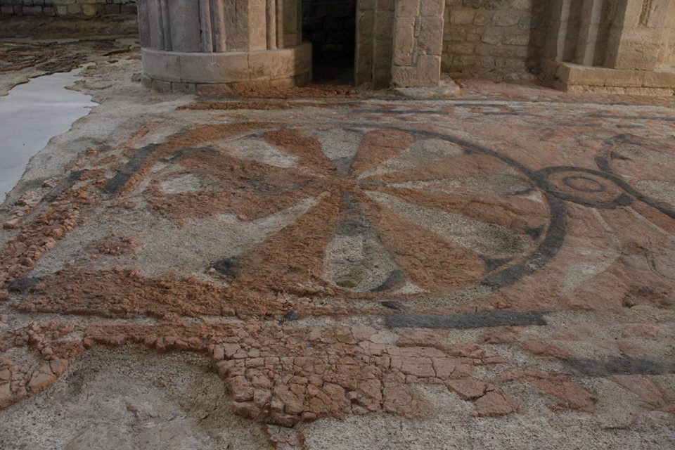Historic discovery: Unique 11th-century floor uncovered at Ishkhani monastery geotv.ge
