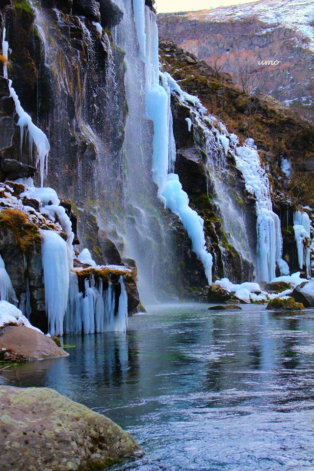 Winter wonderland – Georgia’s frozen Dashbashi Canyon geotv.ge