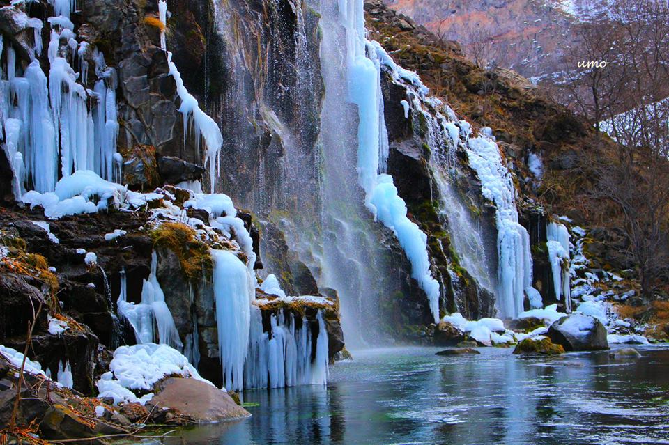 Winter wonderland – Georgia’s frozen Dashbashi Canyon geotv.ge