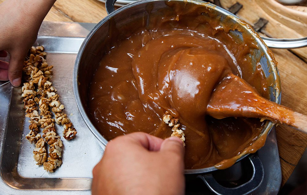 Stop Buying Energy Bars—Make This Grape-And-Walnut Snack Instead geotv.ge