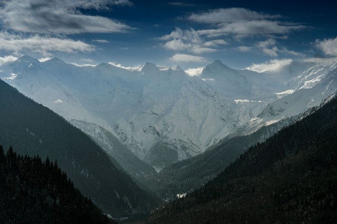 VOGUE names Georgia as the first place to go for vacation in 2017 geotv.ge