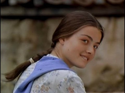 Georgian beauty Lika Kavjaradze found dead at her apartment geotv.ge