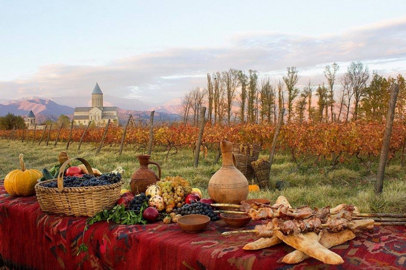 Rtveli – Harvesting grapes, Georgian style geotv.ge