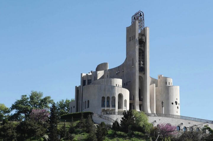 Most charming historic buildings of Tbilisi - A trip through the city’s past geotv.ge
