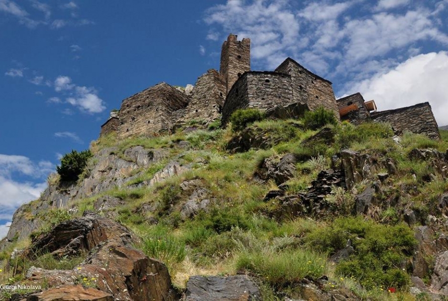 Medieval and once abandoned Mutso village in Khevsureti being rehabilitated geotv.ge