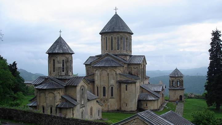 Georgia’s medieval Gelati Monastery being rehabilitated geotv.ge