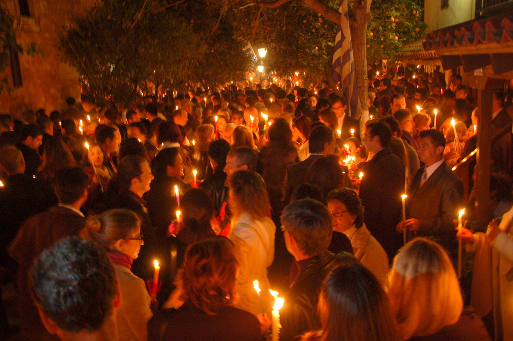 Stunning Holy Fire Ritual at the Tomb of Jesus in Jerusalem geotv.ge