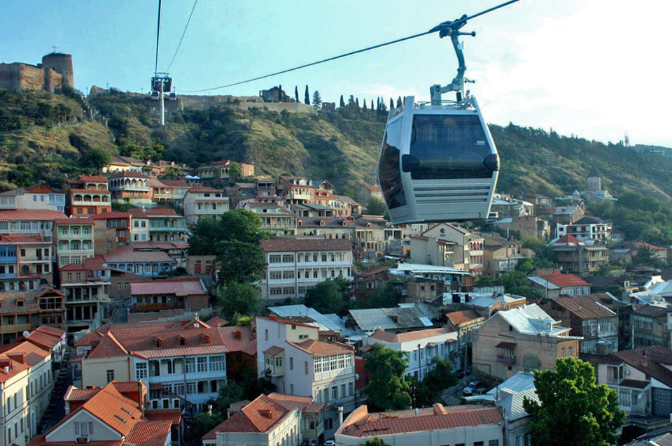 Rike-Narikala ropeway in Tbilisi temporarily stops working geotv.ge