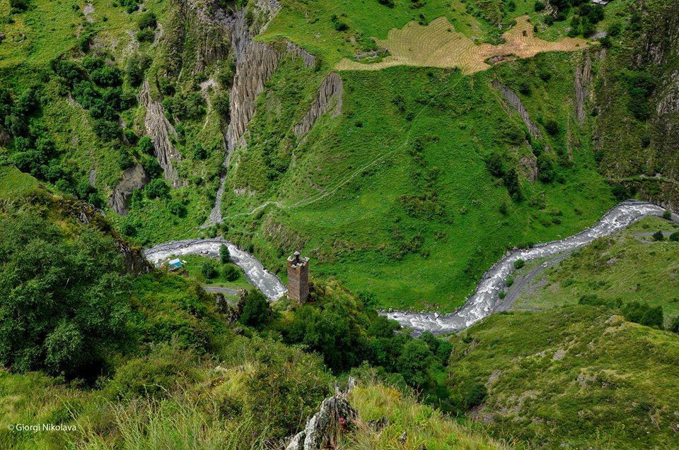 Medieval and once abandoned Mutso village in Khevsureti being rehabilitated geotv.ge