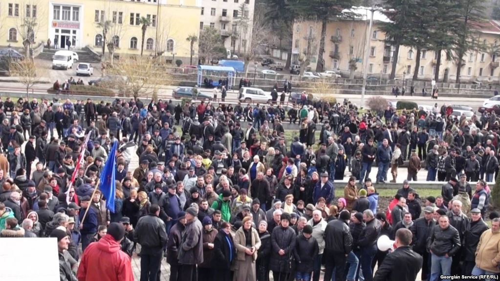 Accident in Tkibuli mine claims lives of 6 workers geotv.ge