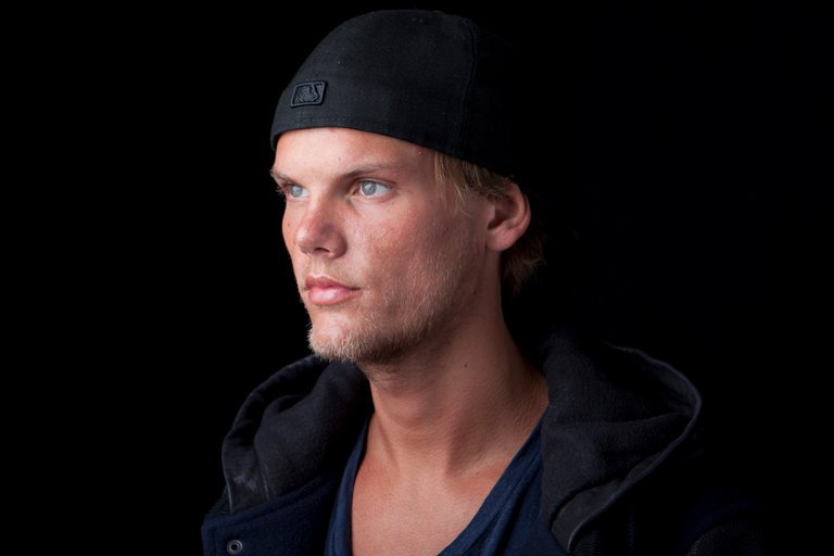 Famous Swedish DJ Avicii dies aged 28 geotv.ge