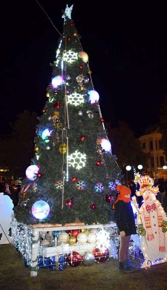 Festive decorations in different parts of Georgia akhalkalaki