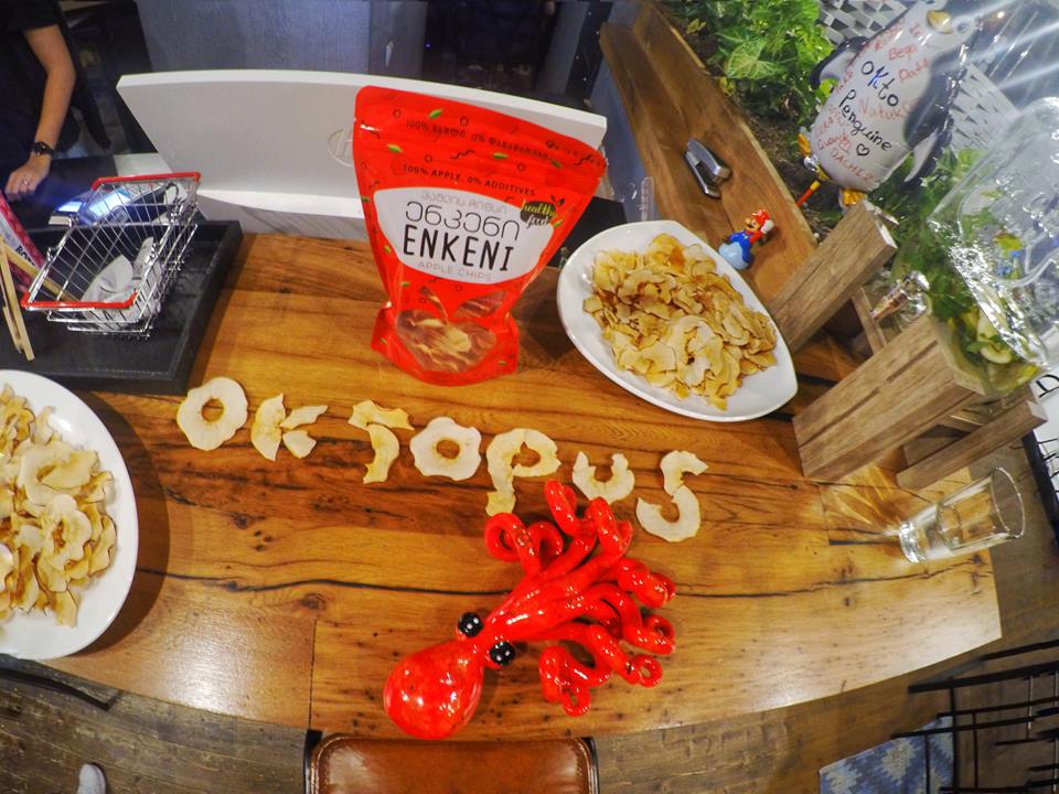 Enkeni - Georgian Apple Chips made with innovative technology go on sale geotv.ge
