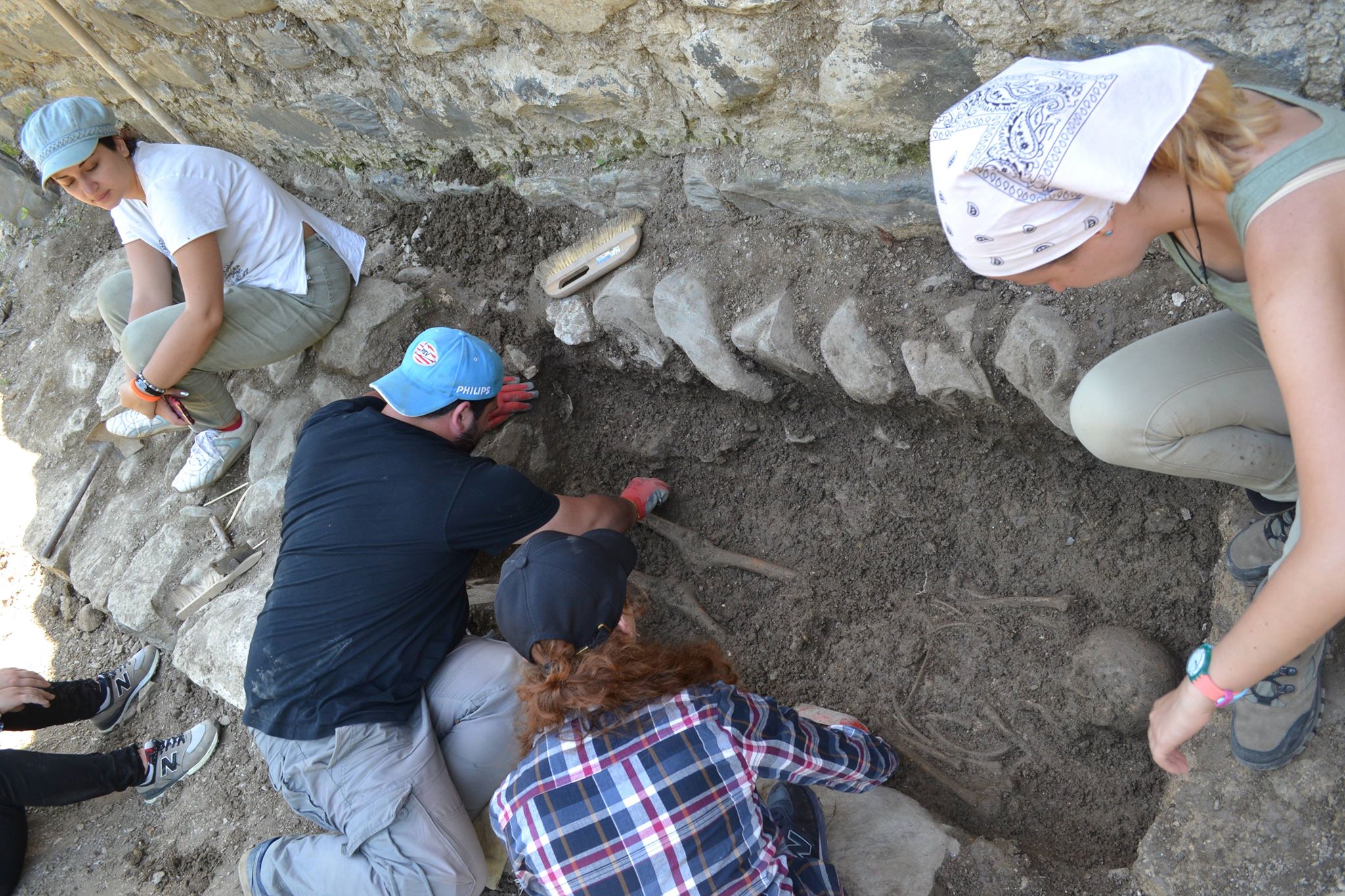 Discovery of the largest and oldest Basilica in Georgia geotv.ge