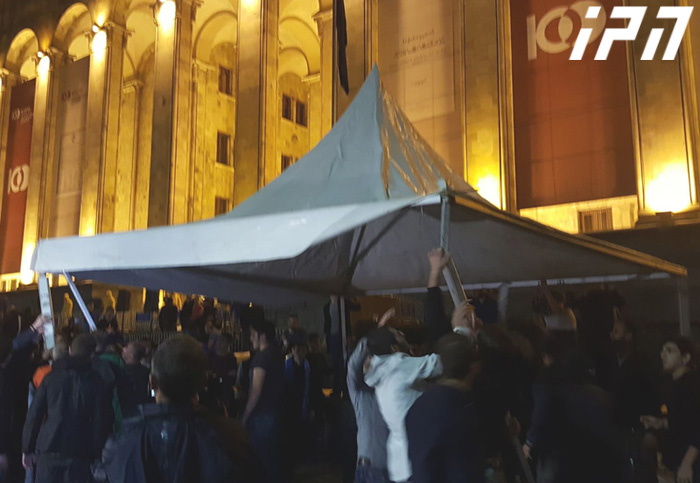Georgia's chief prosecutor resigns over teenagers' murder case after mass protests geotv.ge