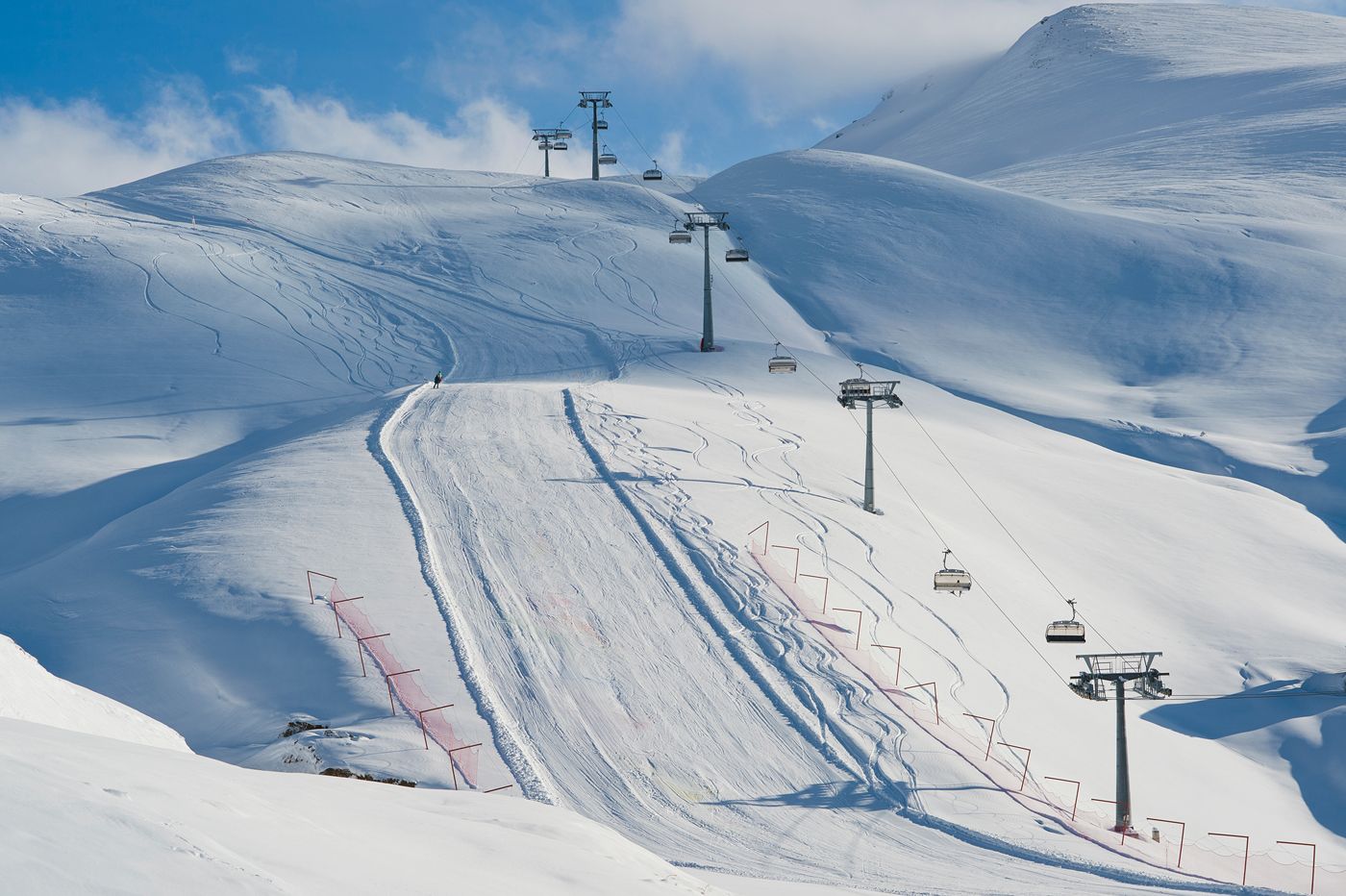 Georgia’s Goderdzi resort turned into vanilla ice cream “wonderland” by pink snow geotv.ge