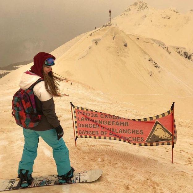 Georgia’s Goderdzi resort turned into vanilla ice cream “wonderland” by pink snow geotv.ge