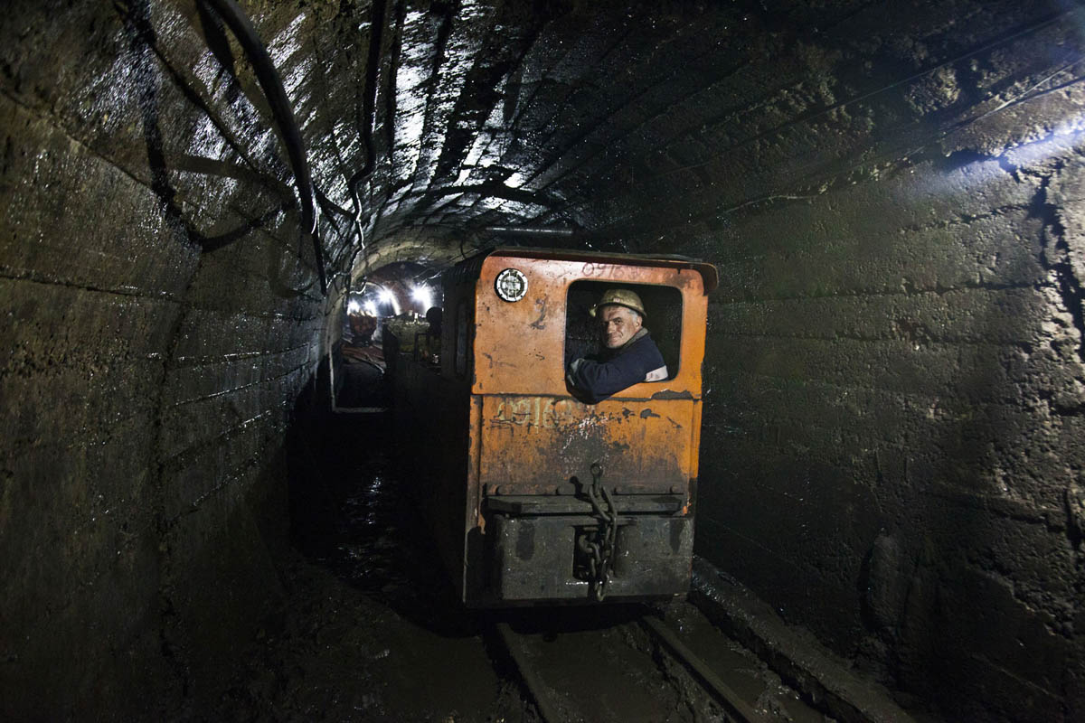Chiatura mine claims yet another life - Georgian worker dies during excavation works geotv.ge