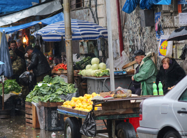 Government to increase fines in fight against unlicensed street trading in Tbilisi geotv.ge