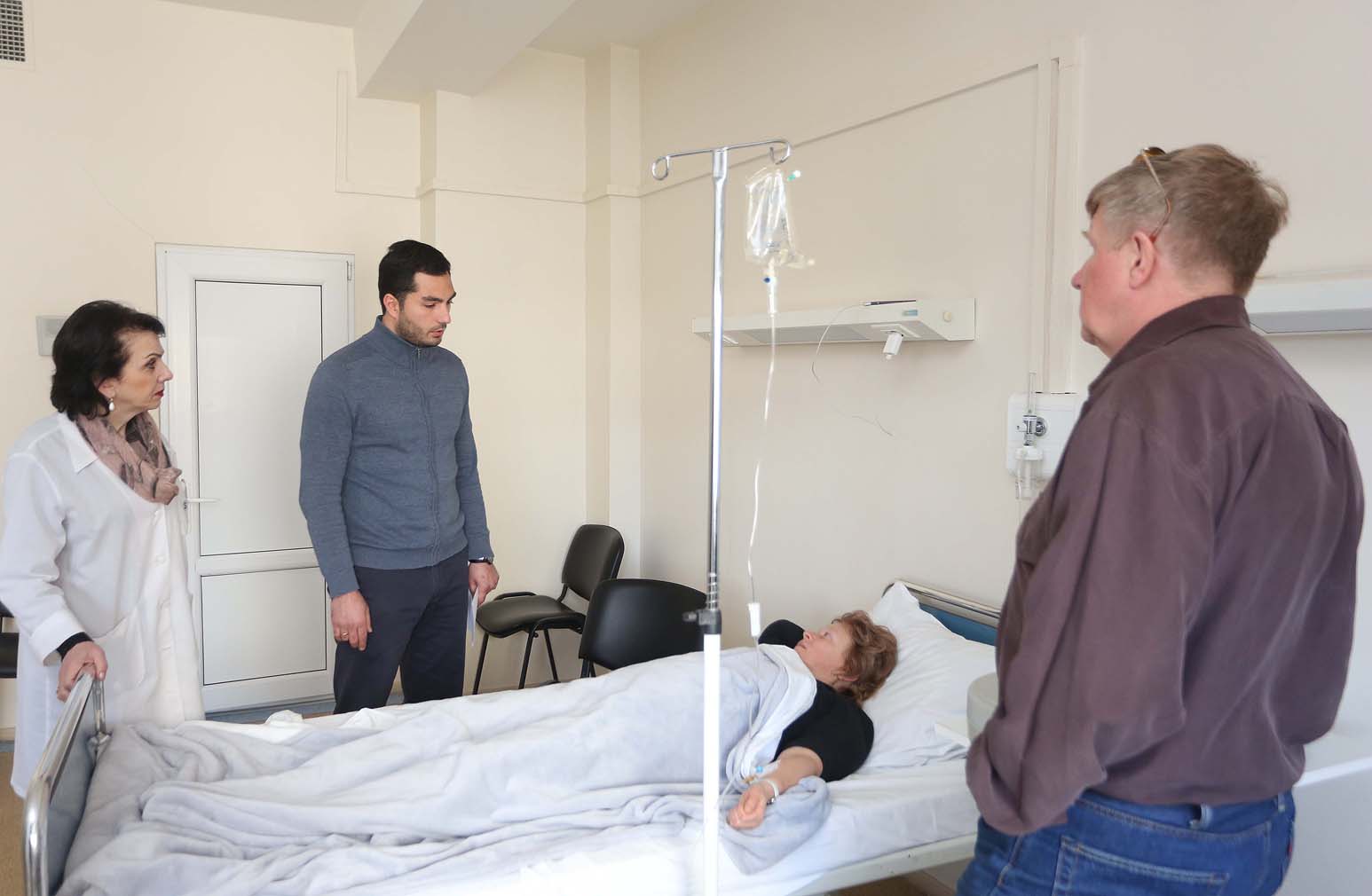 Independent international experts arrive in Gudauri to investigate ski-lift accident geotv.ge