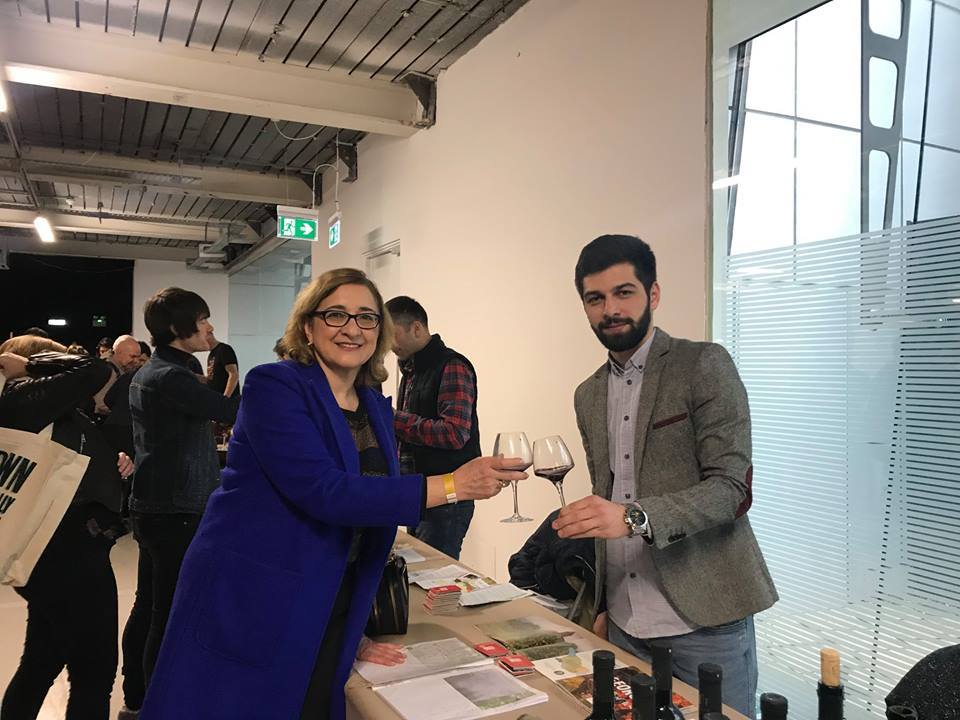 Georgian natural kvevri wines showcased at RAW WINE fair in London geotv.ge