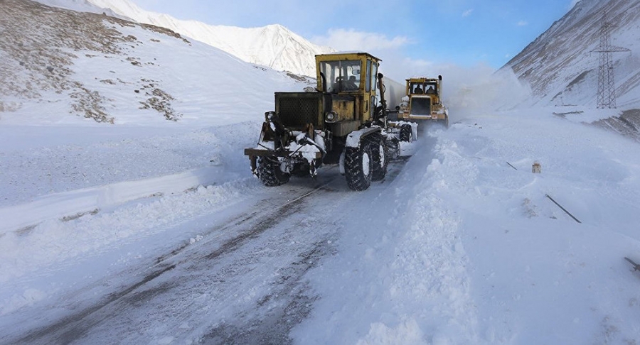 Traffic banned at Gudauri-Kobi section due to avalanche hazard geotv.ge