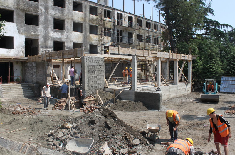 Construction companies to pay GEL 30 000 for construction violations geotv.ge