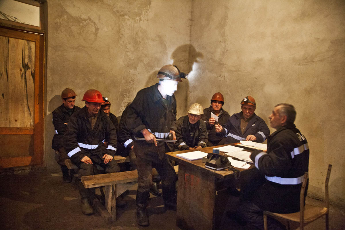 Chiatura mine claims yet another life - Georgian worker dies during excavation works geotv.ge
