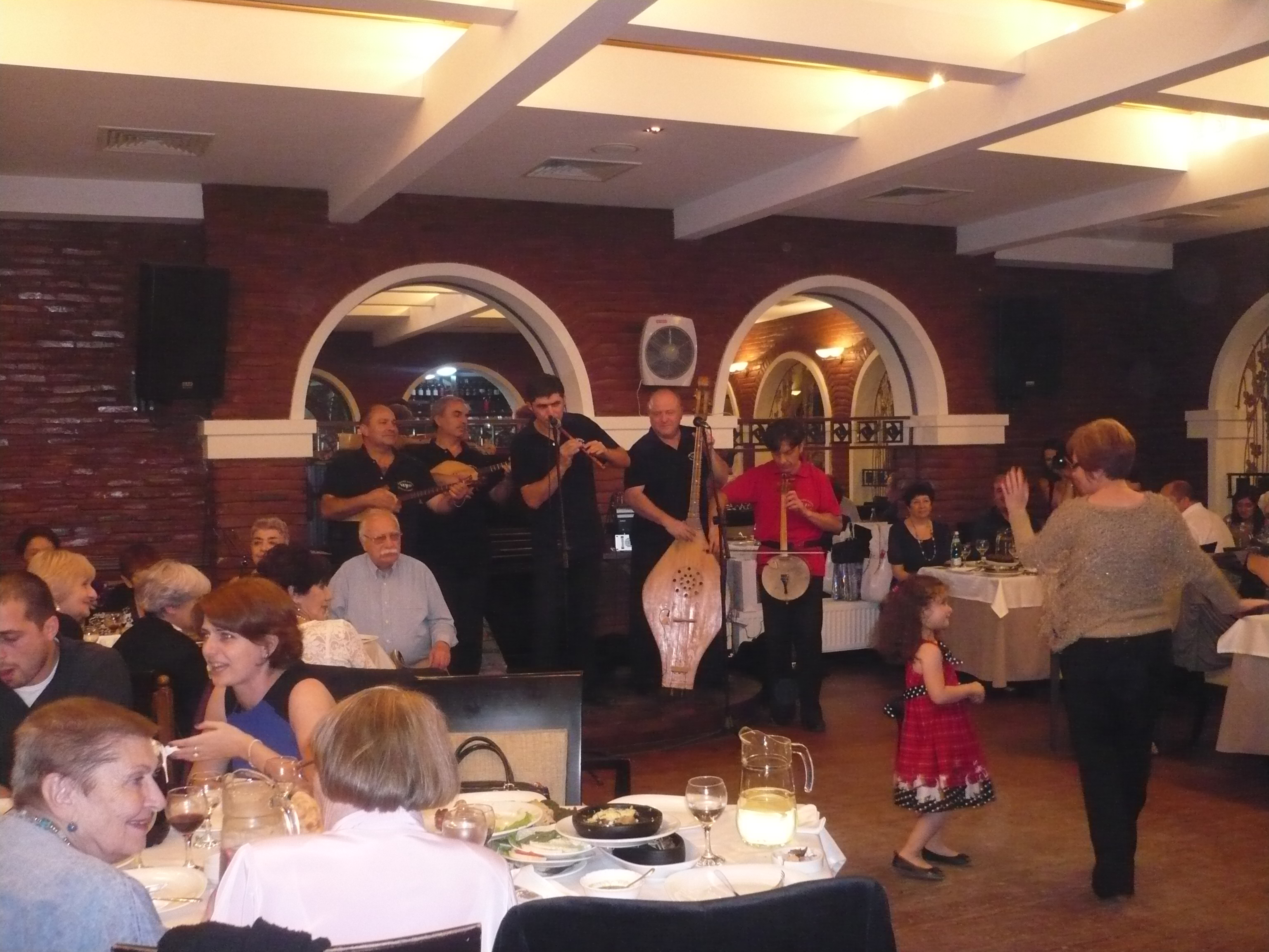 Restaurant Old Metekhi - Synthesis of Georgian traditions and fine taste geotv.ge