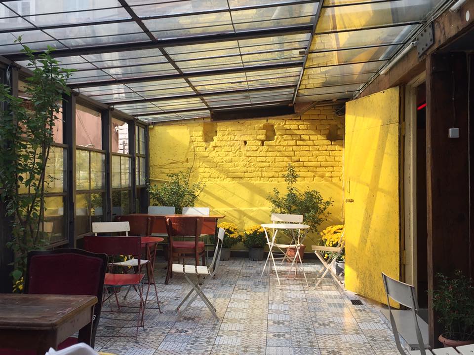 Café Gallery in Tbilisi opens after being sealed for 10 days by police geotv.ge
