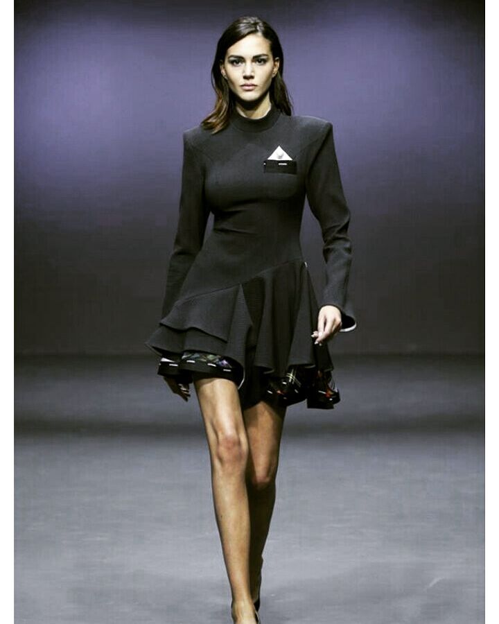Famous Georgian model Tako Natsvlishvili shining at Mercedes-Benz Fashion Week Tbilisi geotv.ge