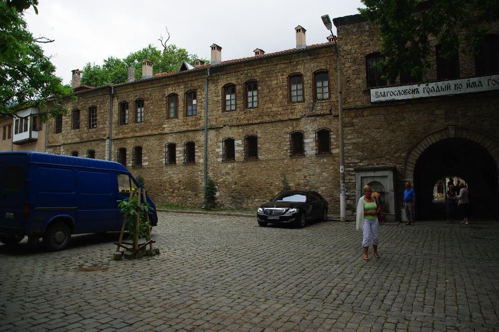 Georgian Abbey in Bulgaria called Petritsoni geotv.ge