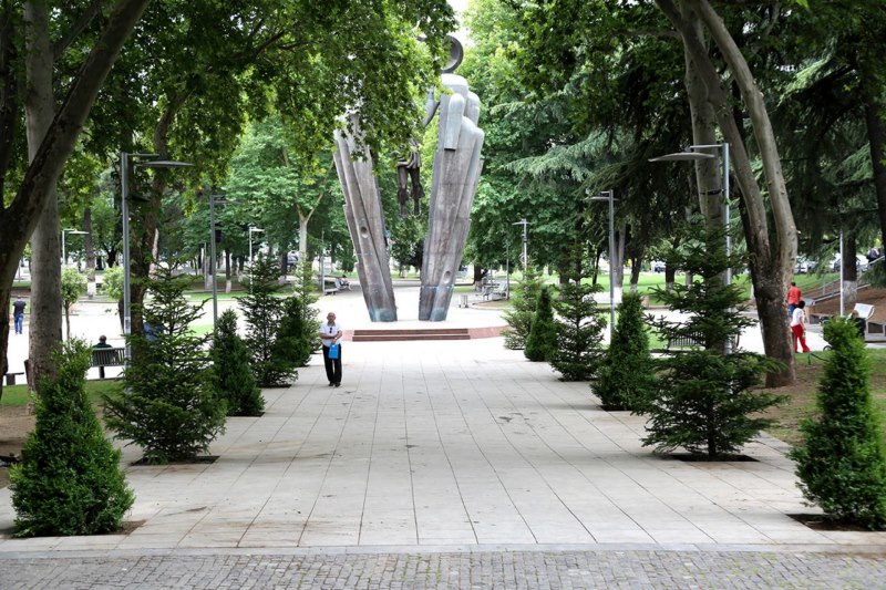 How Tbilisi's recreational zones were built and what is left of them today geotv.ge