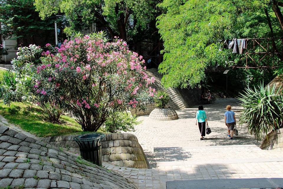 How Tbilisi's recreational zones were built and what is left of them today geotv.ge