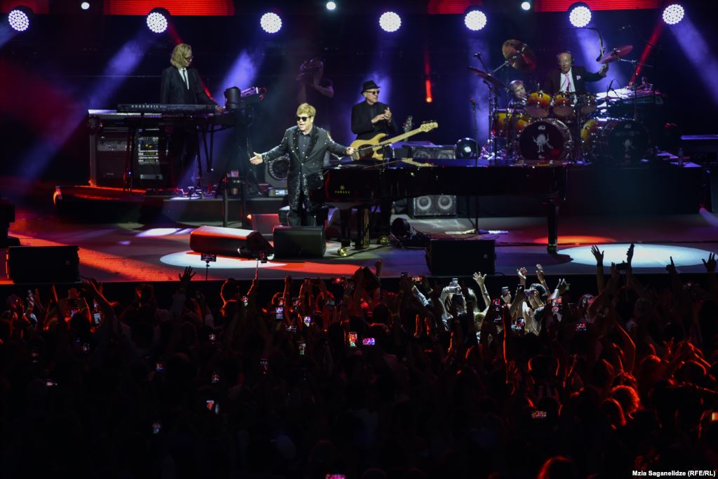 Black Sea Arena hosted Elton John geotv.ge