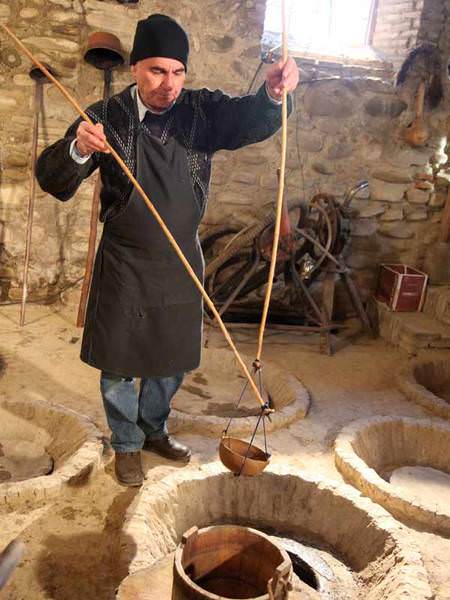 "Delegates from 150 countries stood and applauded the Georgian Alphabet” – Georgian Monuments of Cultural Heritage on the List of UNESCO Georgian_wine
