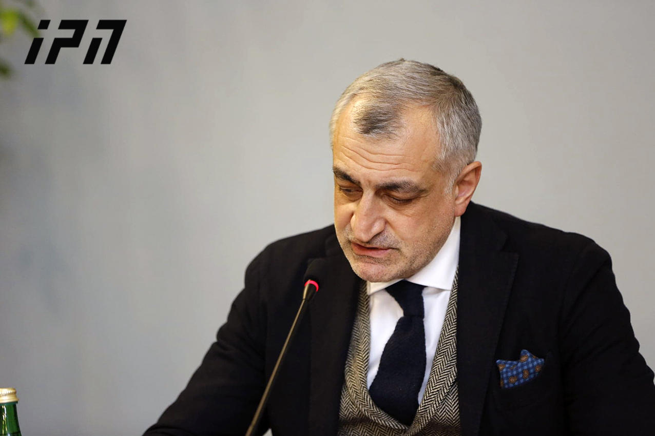 Mamuka Khazaradze quits TBC bank, does not sell the TBC Bank share geotv.ge
