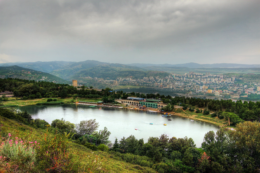 Visit Turtle Lake via the renovated cable car turtle_lake