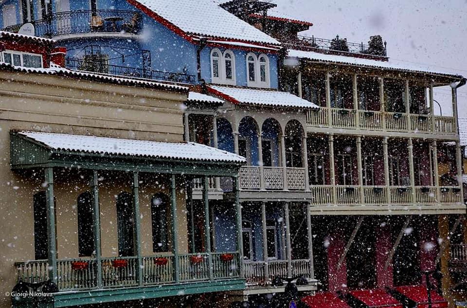Breathtaking Pictures of Snowy Spring in Georgia geotv.ge
